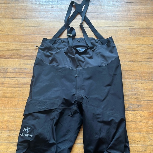 Arc’teryx ALPHA SV BIB men’s gortex shell pants black size large - Picture 2 of 13